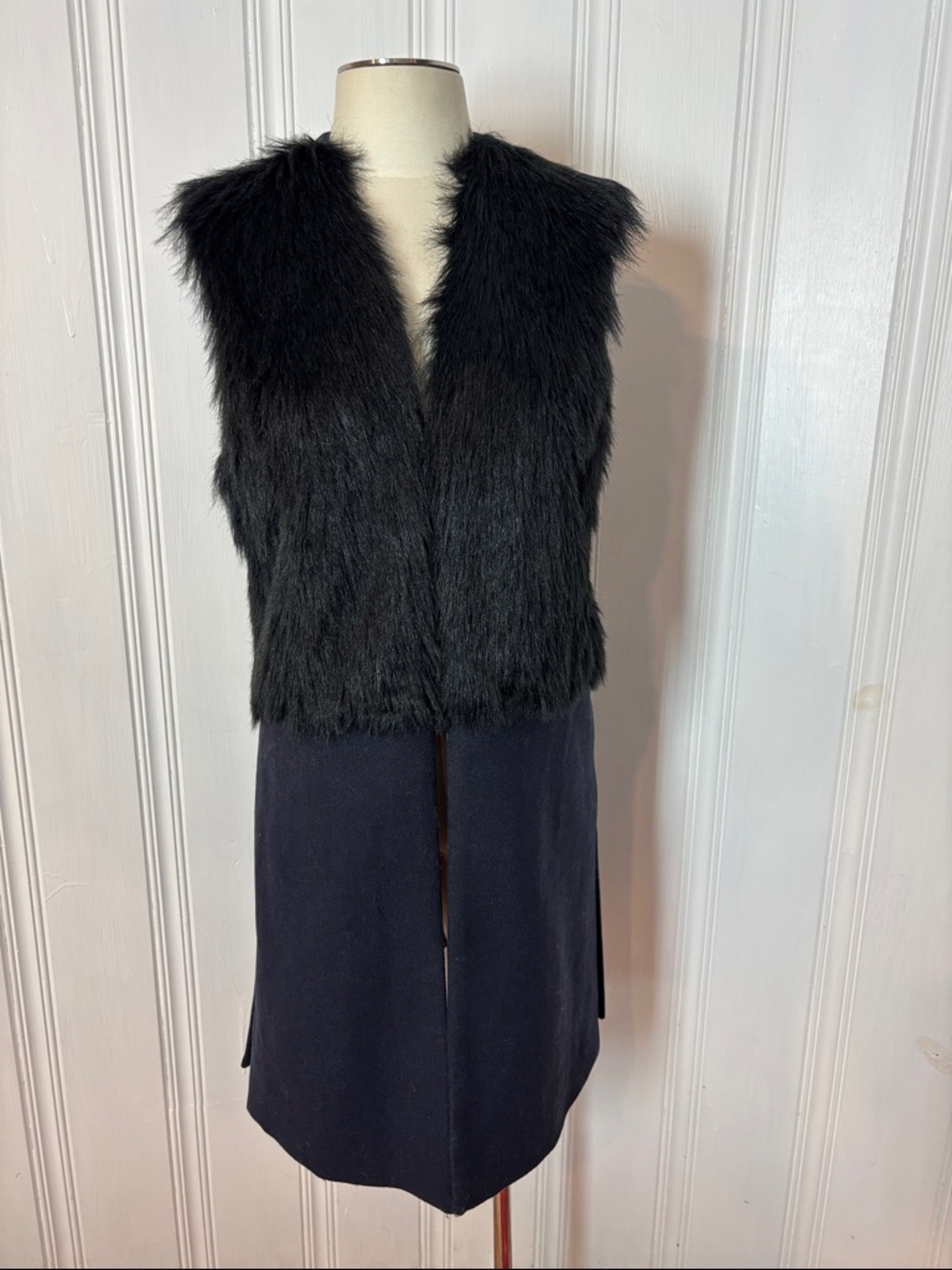 RD Style Navy Wool Blend Long Vest Black Faux Fur Belted Back - Size M